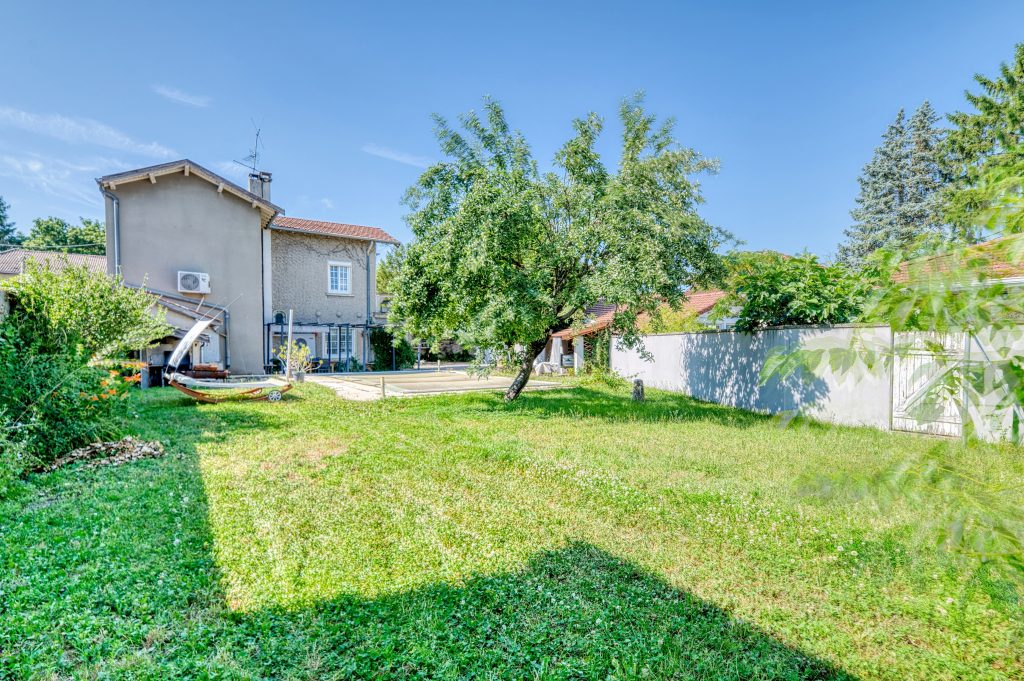 Maison atypique Coup de Coeur à Tignieu Jameyzieu 137m2