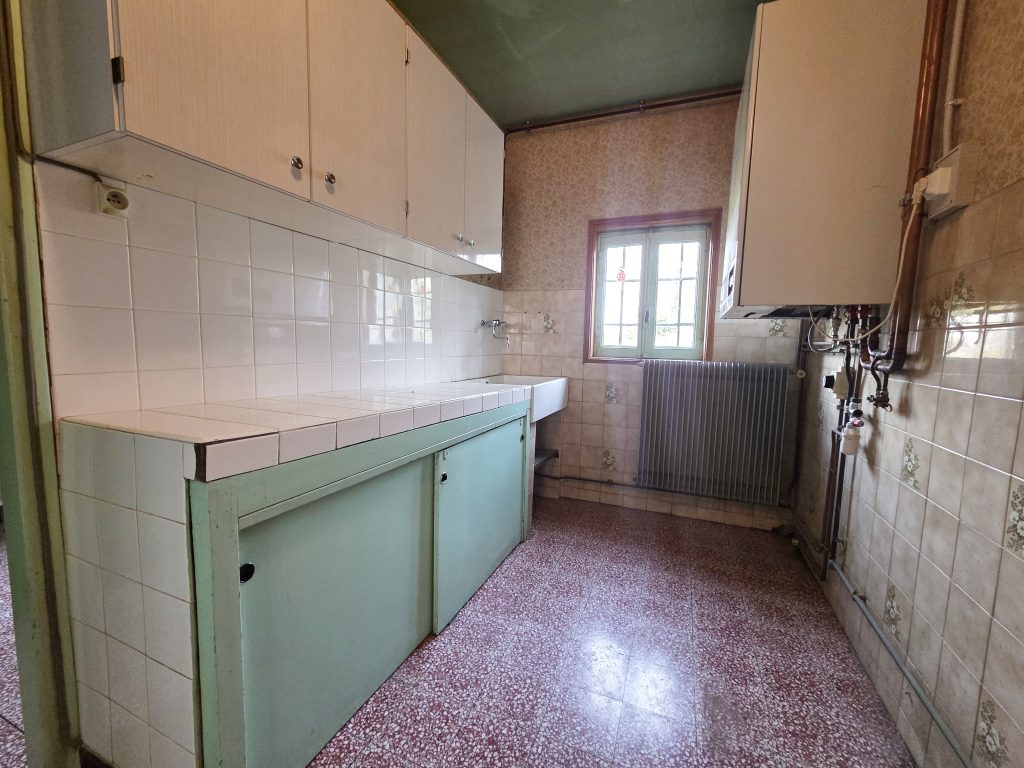Maison T5 de 130m2 à rénover à St Agnin sur Bion
