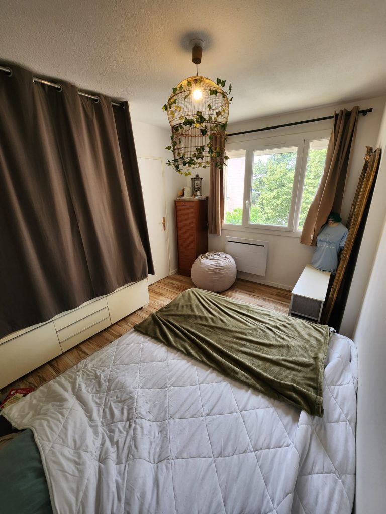 Appartement T2 centre ville en parfait état.