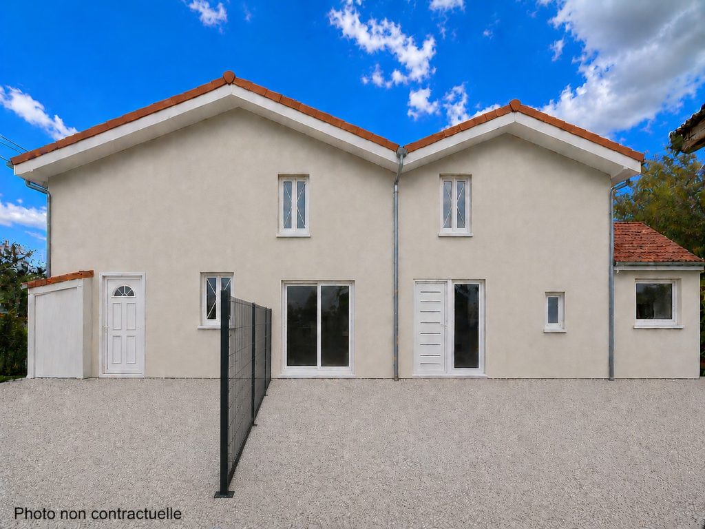 BOURGOIN-JALLIEU, Maison de village mitoyenne, intégralement rénovée, 3 chambres