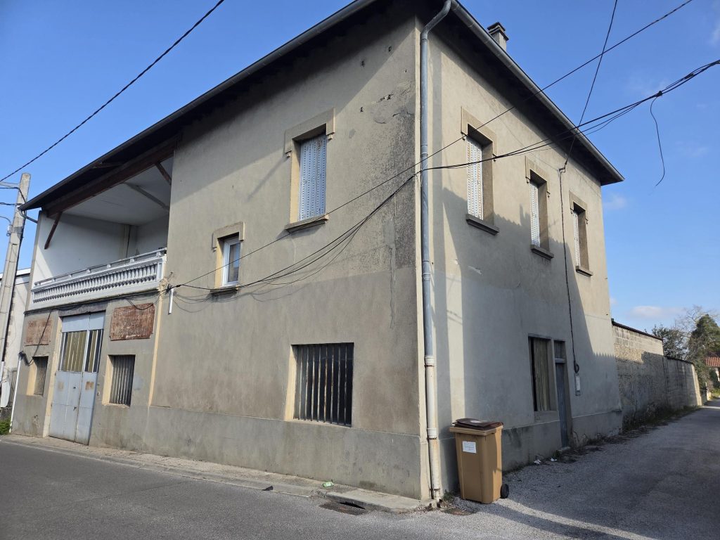 Nivolas-Vermelle – plateau de 30m2