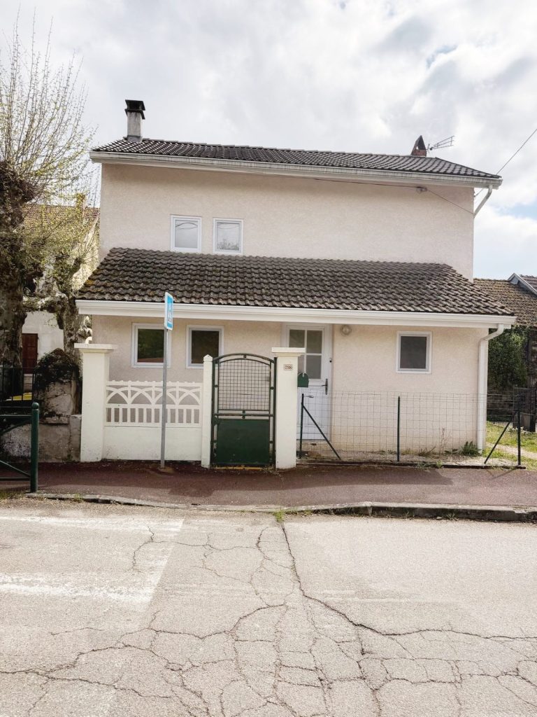 Maison de village 10min de Crémieu