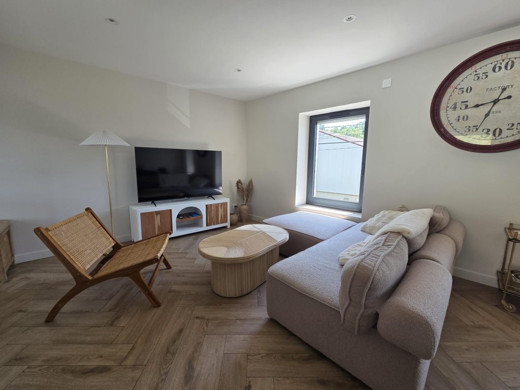 Maison coup de cœur Nivolas-Vermelle ! Maison T4 de 95m2 avec piscine