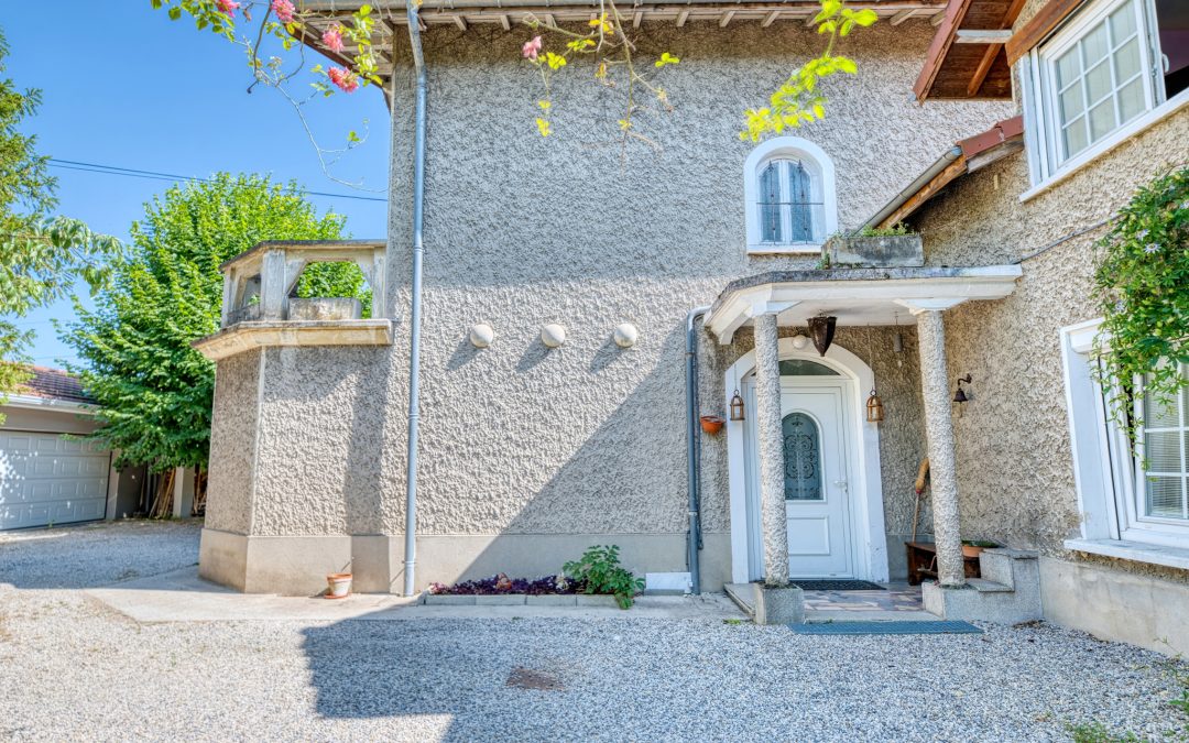 Maison atypique Coup de Coeur à Tignieu Jameyzieu 137m2